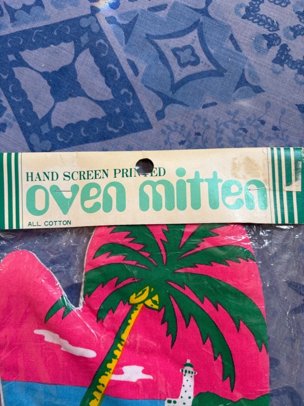 Vintage Bermuda Palm Print Oven Mitten - Bright Tropical Colors